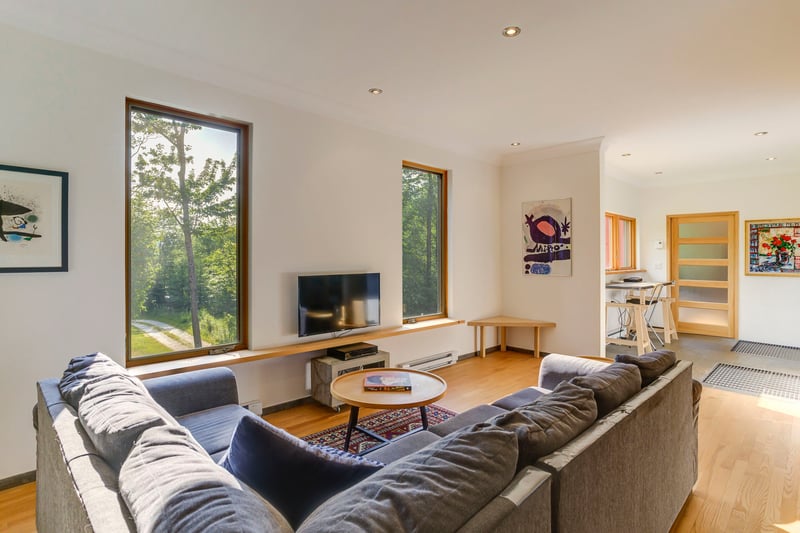 Luxury estate at 24 Chemin des Plaines, Eastman, QC — photo 15
