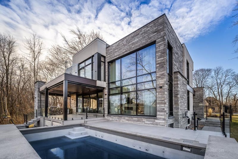 Luxury estate at 45 Place Kathleen Laing, Dorval, QC — photo 12