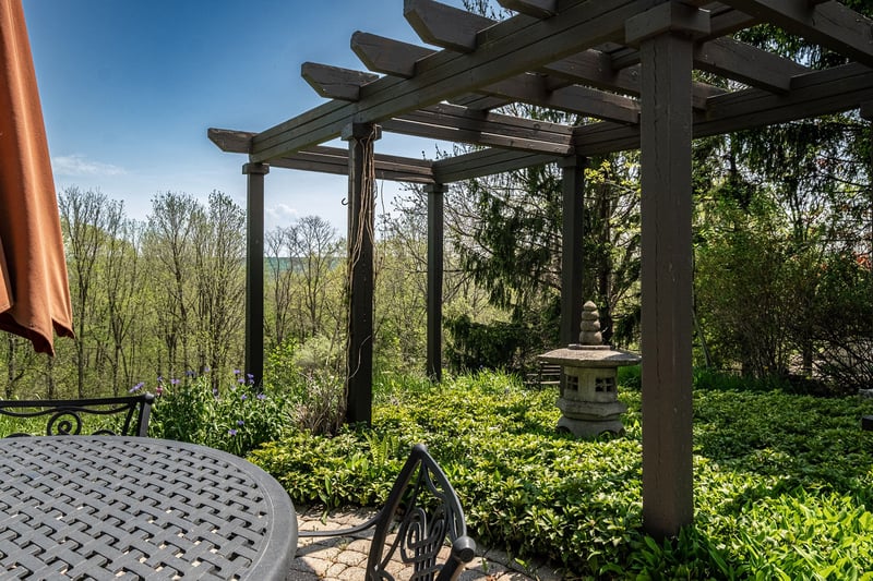 Luxury estate at 176 Weirs Lane, Hamilton, ON — photo 45