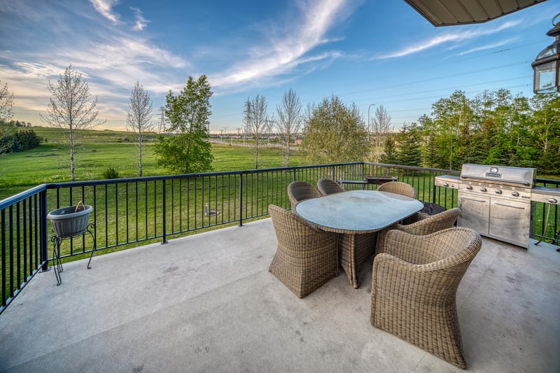 Luxury estate at 40 Blueridge Bay, Calgary, AB — photo 18