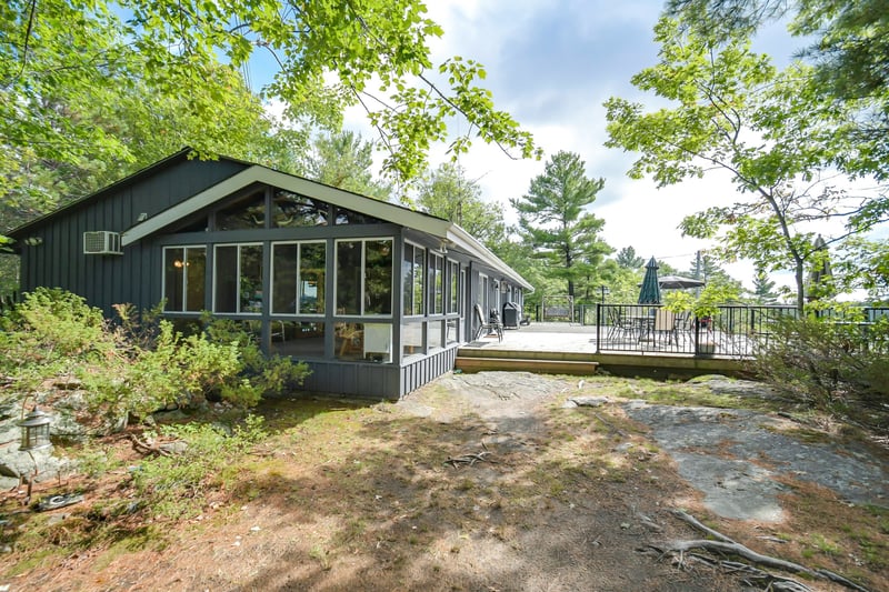 Luxury estate at 1059 Old Portage Road, Gravenhurst — photo 4