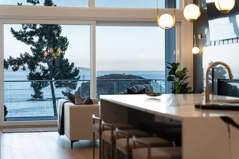 Luxury estate at 239 Shore Lane, Bowen Island, BC — photo 9