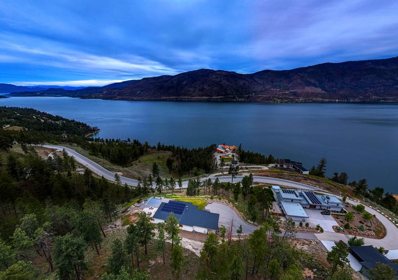 Luxury estate at 3151 Shayler Road, Kelowna, BC — photo 2