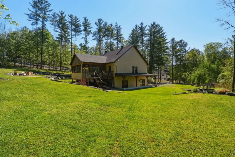 Luxury estate at 265 Rue Rosedale, Ayer's Cliff, QC — photo 47