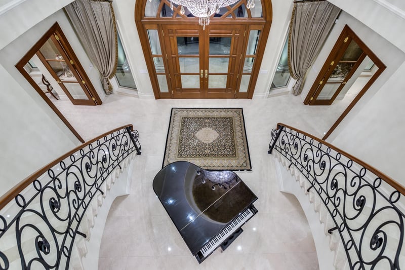Luxury estate at 1175 Eyremount Drive, West Vancouver, BC — photo 19