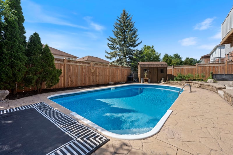 Luxury estate at 260 Granite Hill Road, Cambridge, ON — photo 13