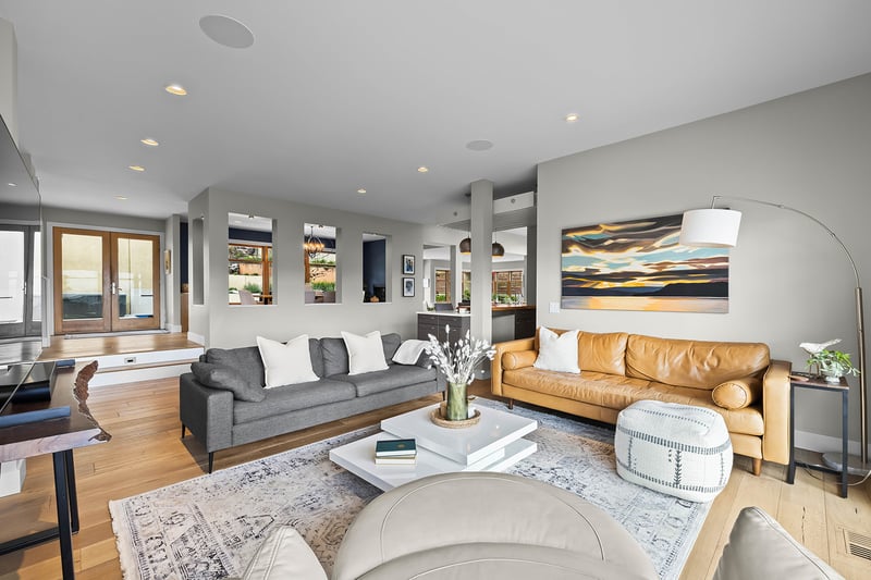 Luxury estate at 837 Mount Royal Drive, Kelowna, BC — photo 10