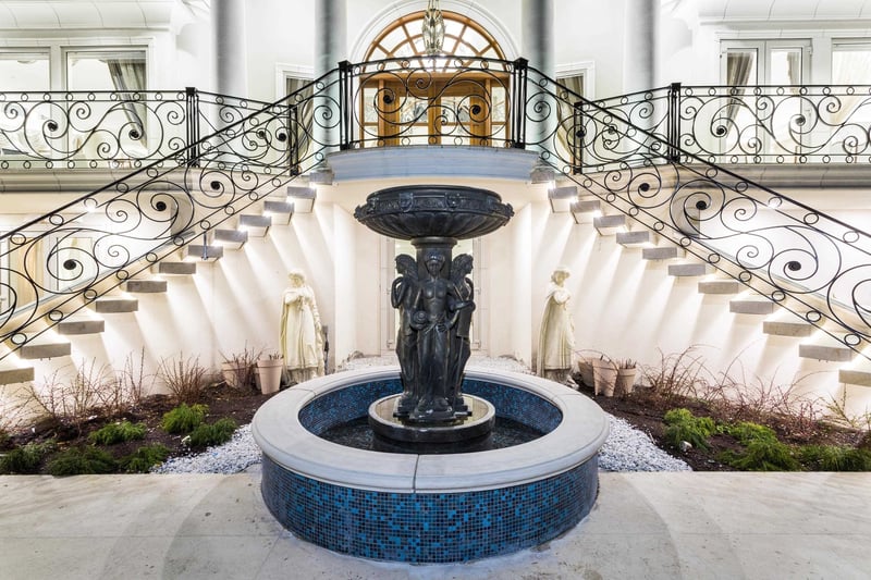 Luxury estate at 1175 Eyremount Drive, West Vancouver, BC — photo 16