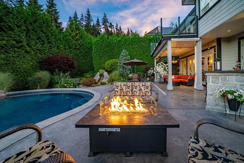 Luxury estate at 136 Deerview Lane, Anmore, BC — photo 2