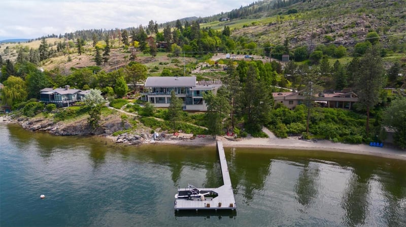 Luxury estate at 5560 Lakeshore Road, Kelowna, BC — photo 8
