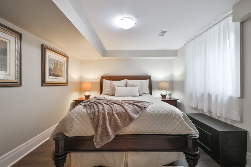 Luxury estate at 80 Oakes Drive, Mississauga, ON — photo 29