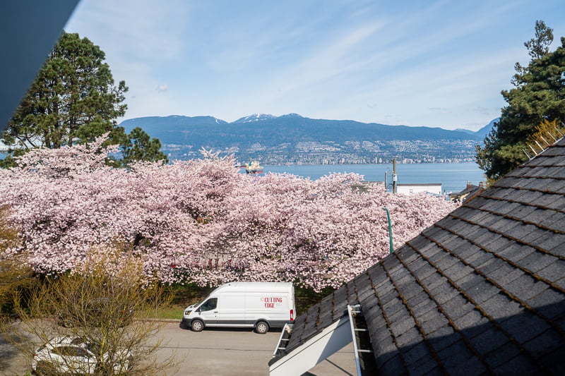 Luxury estate at 3262 West 1st Avenue, Vancouver, BC — photo 45