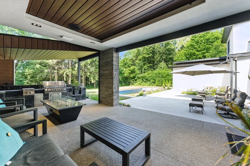 Luxury estate at 6 Campbell Farm Road, Brantford, ON — photo 14