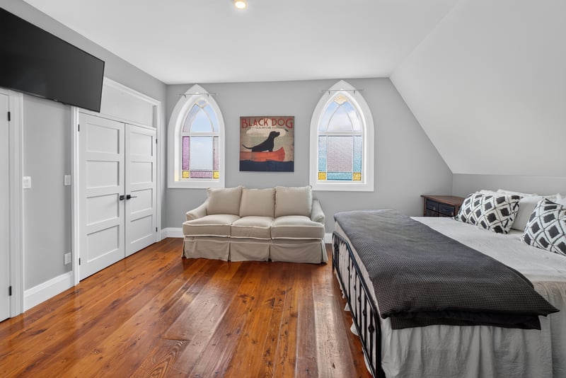 Luxury estate at 45 McMurray Street, Bracebridge, ON — photo 12