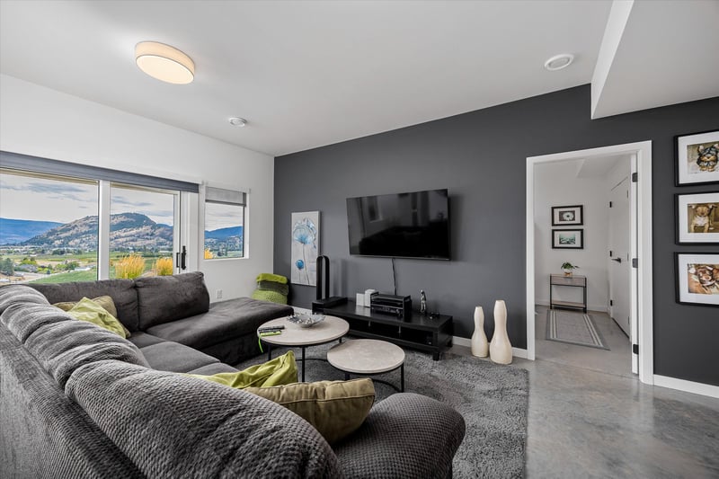 Luxury estate at 17499 Sanborn Street, Summerland, BC — photo 29