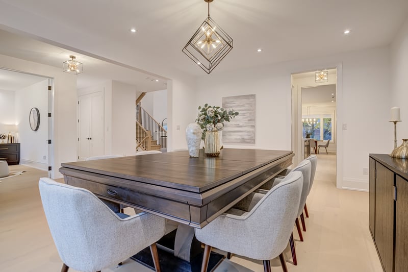 Luxury estate at 102 Cumming Court, Hamilton, ON — photo 10