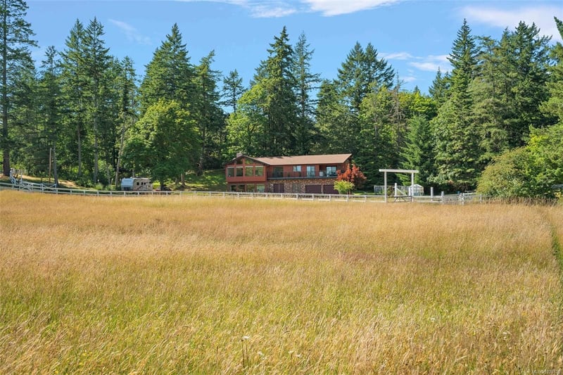 Luxury estate at 1649 Charlton Road, Victoria, BC — photo 22