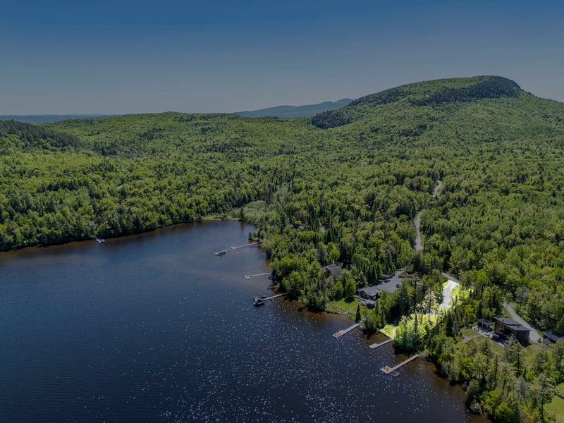 Luxury estate at Chem. de la Flanbaie, Orford, QC — photo 4