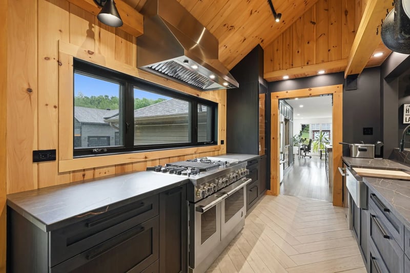 Luxury estate at 3 Rue de Beaupré, Granby, QC — photo 16