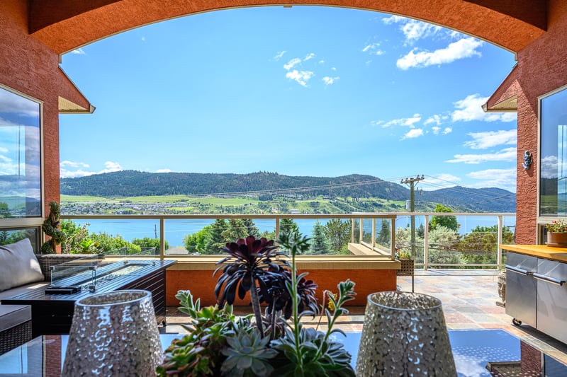 Luxury estate at 7551 Tronson Road, Vernon, BC — photo 19