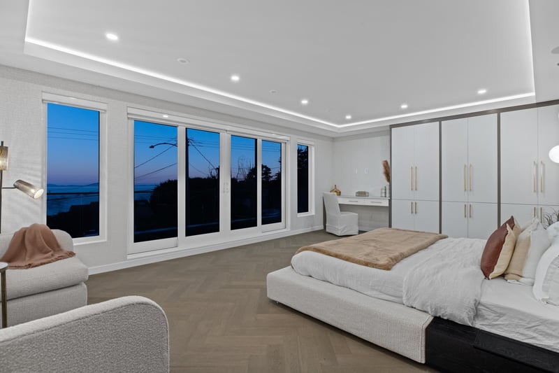 Luxury estate at 13169 Marine Drive, Surrey, BC — photo 10
