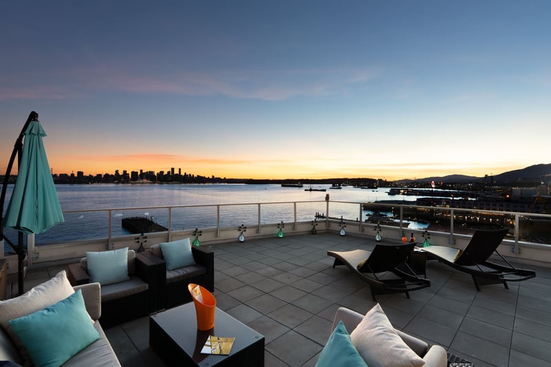 Luxury estate at PH3 175 Victory Ship Way, North Vancouver, BC — photo 5