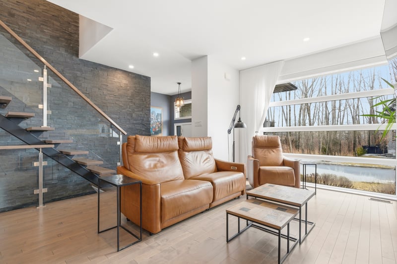 Luxury estate at 220 Jeanne-Servignan, Carignan, QC — photo 5