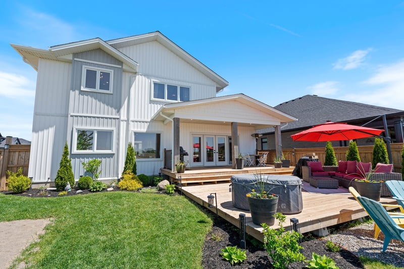 Luxury estate at 155 Gibbons Street, Norfolk, ON — photo 17