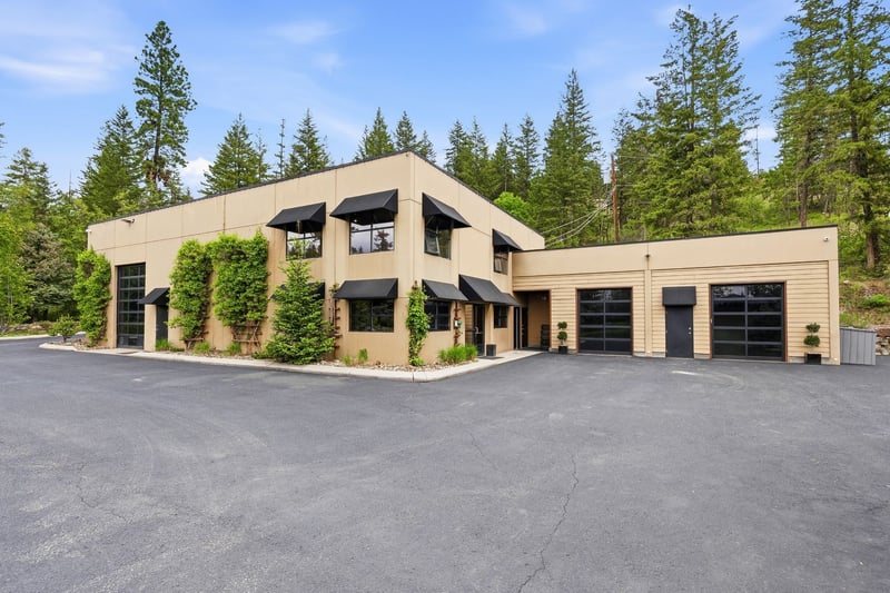 Luxury estate at 5757 Upper Booth Road North, Kelowna, BC — photo 8