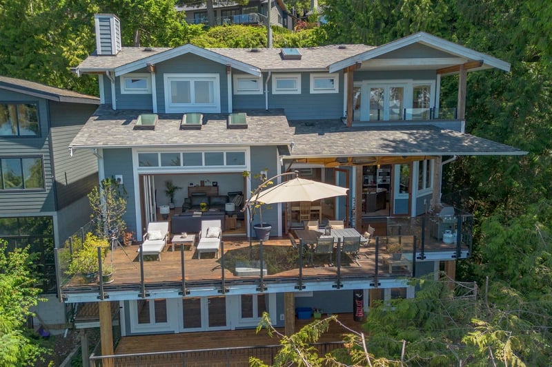 Luxury estate at 220 Panorama Road, Lions Bay, BC — photo 2