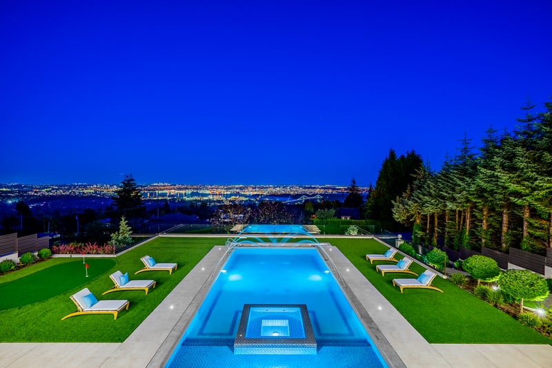 Luxury estate at 1123 Crestline Road, West Vancouver, BC — photo 4