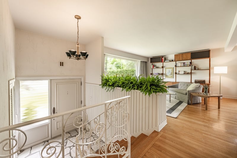 Luxury estate at 1759 Rue Southmount, St-Bruno-de-Montarville, QC — photo 4