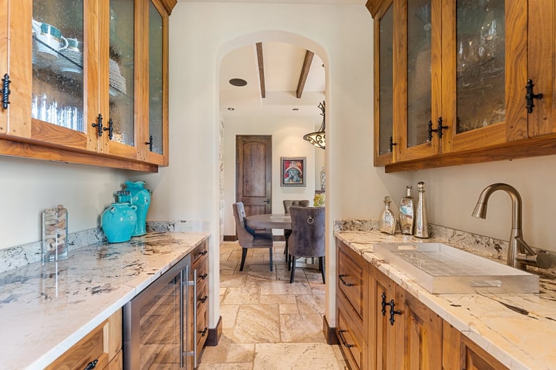 Luxury estate at 4303 Takla Road, Kelowna, BC — photo 15