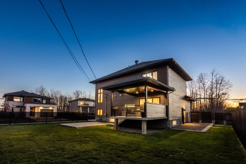 Luxury estate at 3389 Rue Albani, Carignan, QC — photo 21