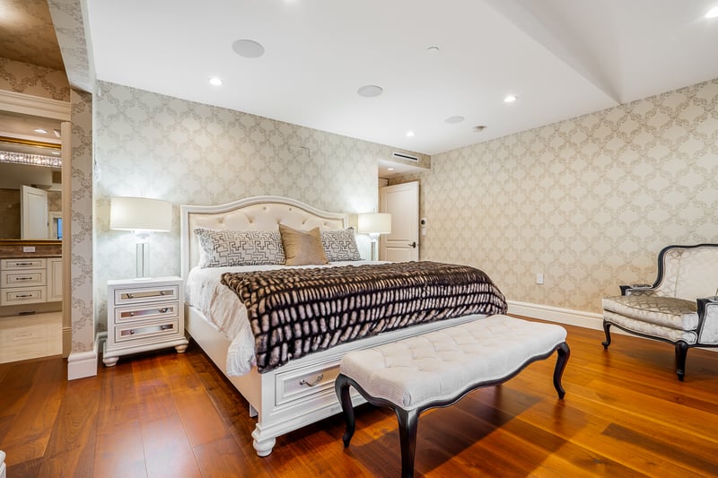 Luxury estate at 2478 Crown Street, Vancouver, BC — photo 16