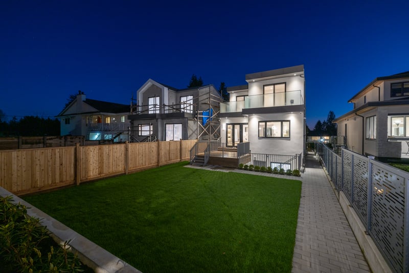 Luxury estate at 838 East 14th Street, North Vancouver, BC — photo 36