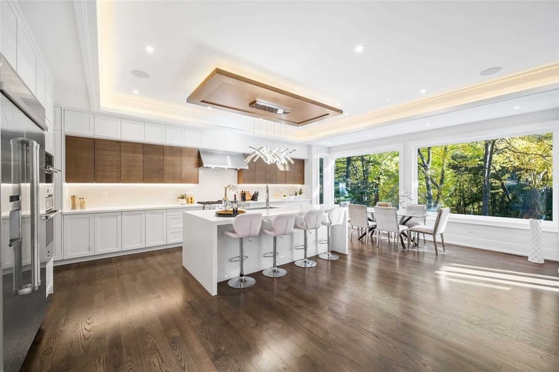 Luxury estate at 93 Tamworth Road, Toronto — photo 6