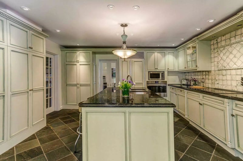 Luxury estate at 1966 Rue Prospect, Sherbrooke, QC — photo 5