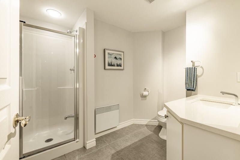 Luxury estate at 25 Rue des Tourterelles, Montréal, QC — photo 25