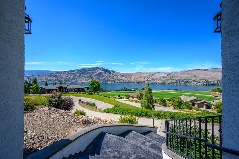 Luxury estate at 200 Melrose Court, Vernon, BC — photo 5