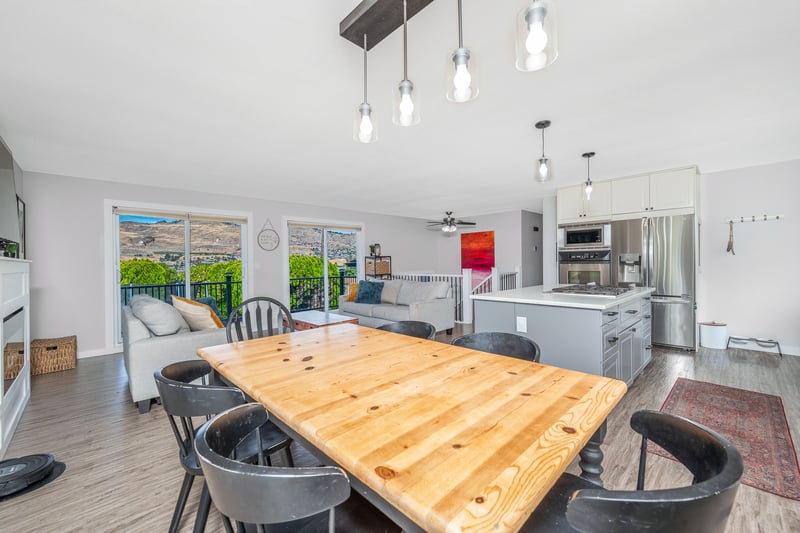 Luxury estate at 7590 Klinger Road, Vernon, BC — photo 8