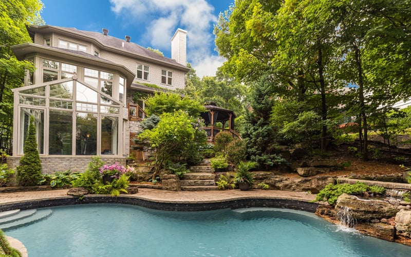 Luxury estate at 53 Av. du Bel-Horizon, Sainte-Julie, QC — photo 18