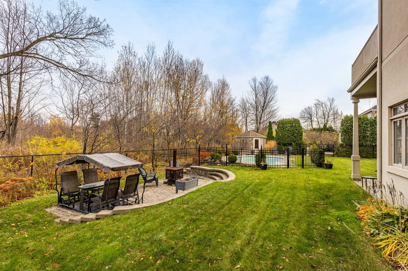Luxury estate at 383 Rue des Échevins, Saint-Jean-sur-Richelieu, QC — photo 32