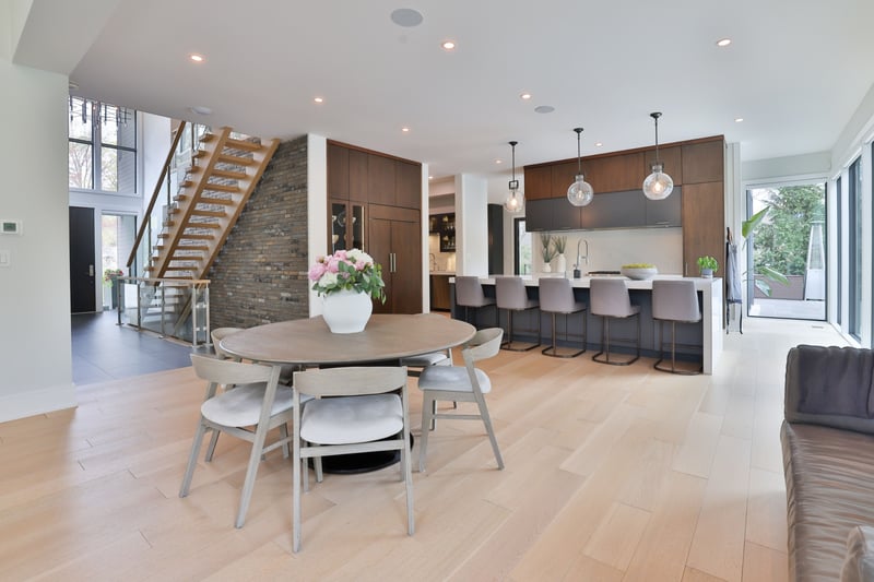 Luxury estate at 1102 Crestview Street, Oakville, ON — photo 16