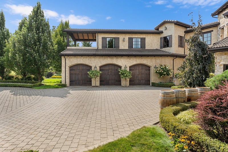 Luxury estate at 4303 Takla Road, Kelowna, BC — photo 29