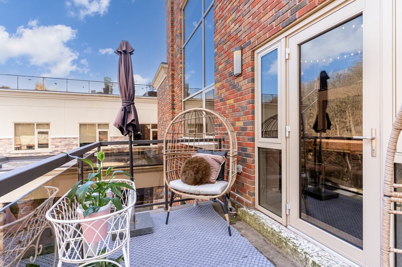 Luxury estate at 397 King Street West unit 215, Dundas, ON — photo 42