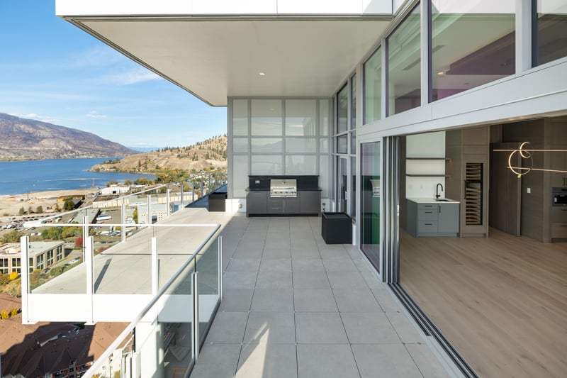 Luxury estate at 1181 Sunset Drive #2902, Kelowna, BC — photo 4