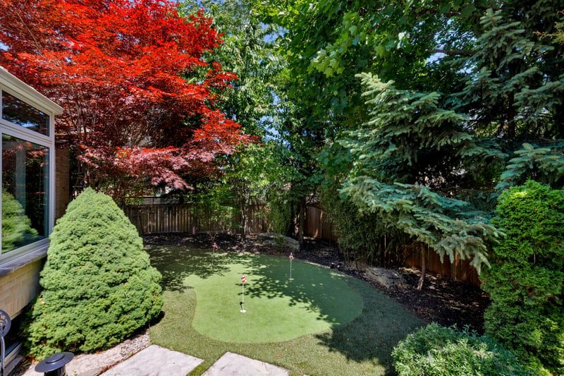 Luxury estate at 262 Mary St, Oakville, ON — photo 16