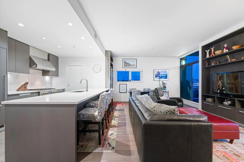 Luxury estate at 288 West 1st Avenue, Vancouver, BC — photo 3