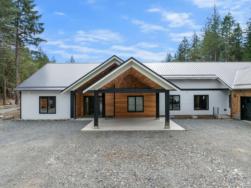 Luxury estate at 6707 Willis Point Rd, Victoria, BC — photo 9